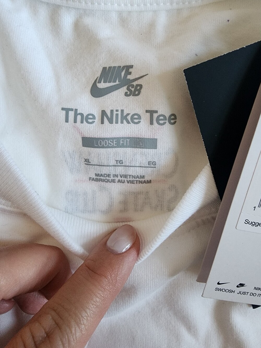 Nike SB Crenshaw Skate Club Graphic Tee White Men’s XL NWT - Picture 6 of 10